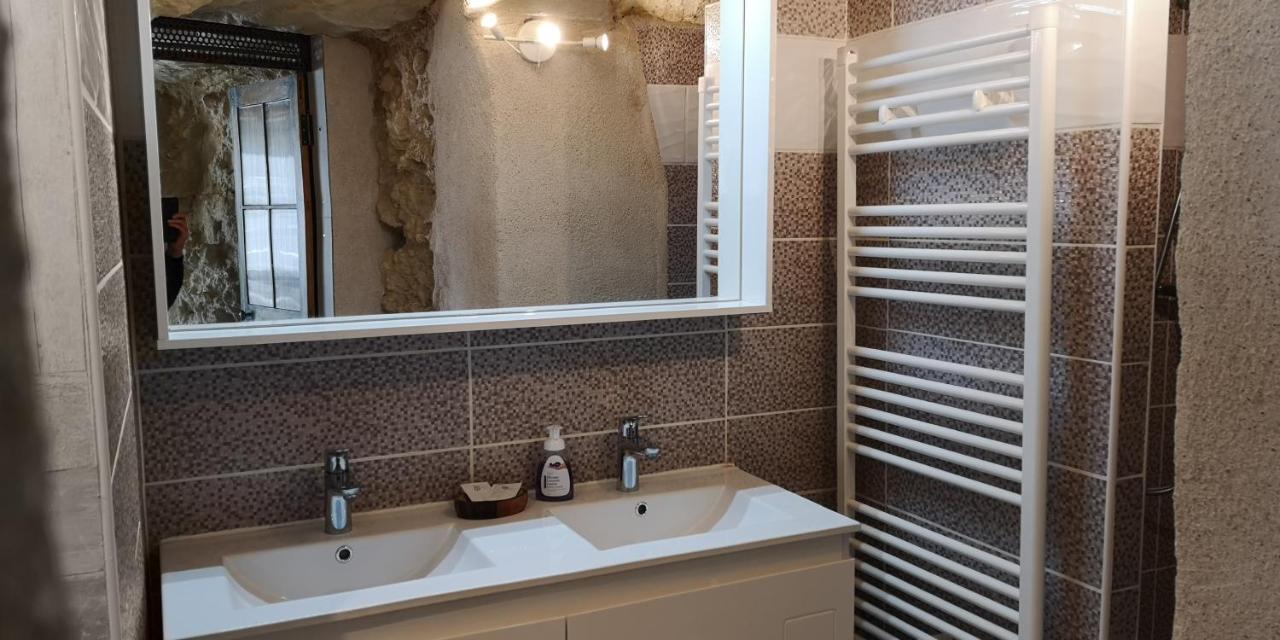 Caves Du Coteau 3 Bed & Breakfast Lunay Luaran gambar