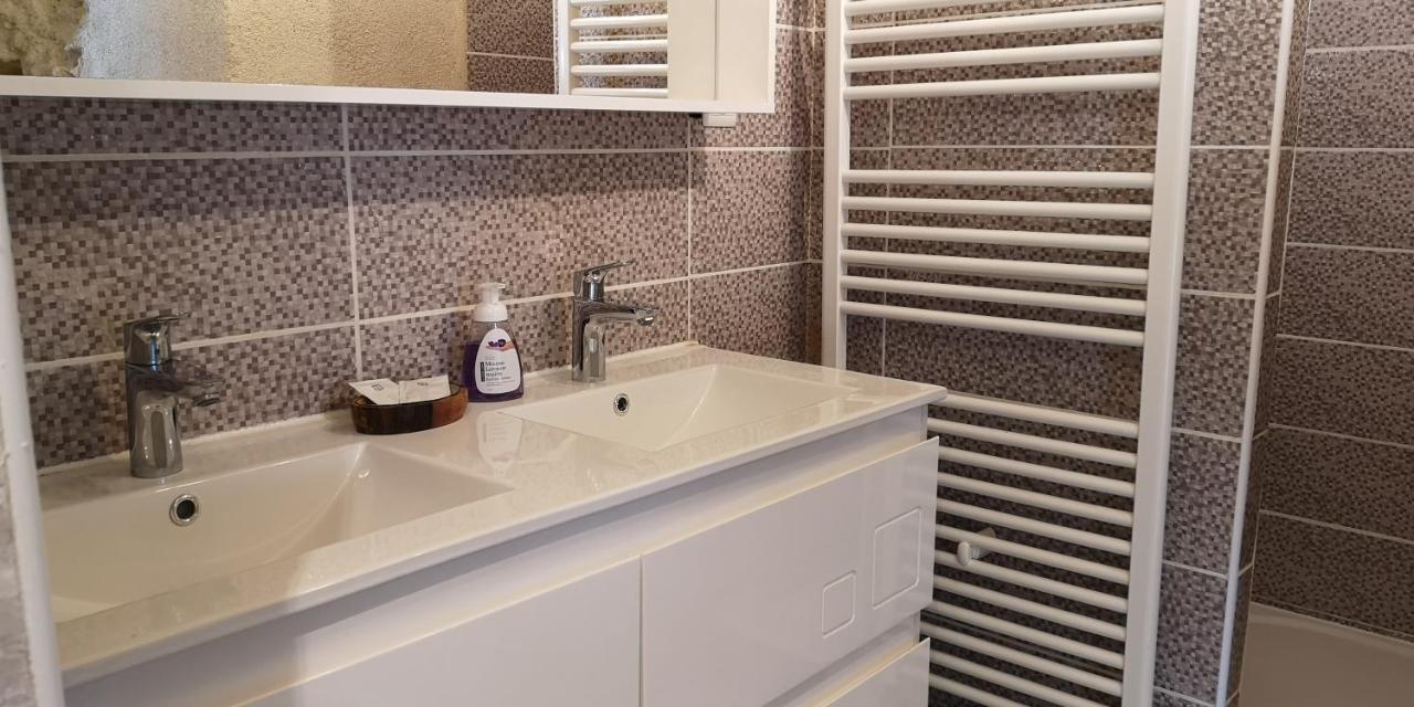 Caves Du Coteau 3 Bed & Breakfast Lunay Luaran gambar