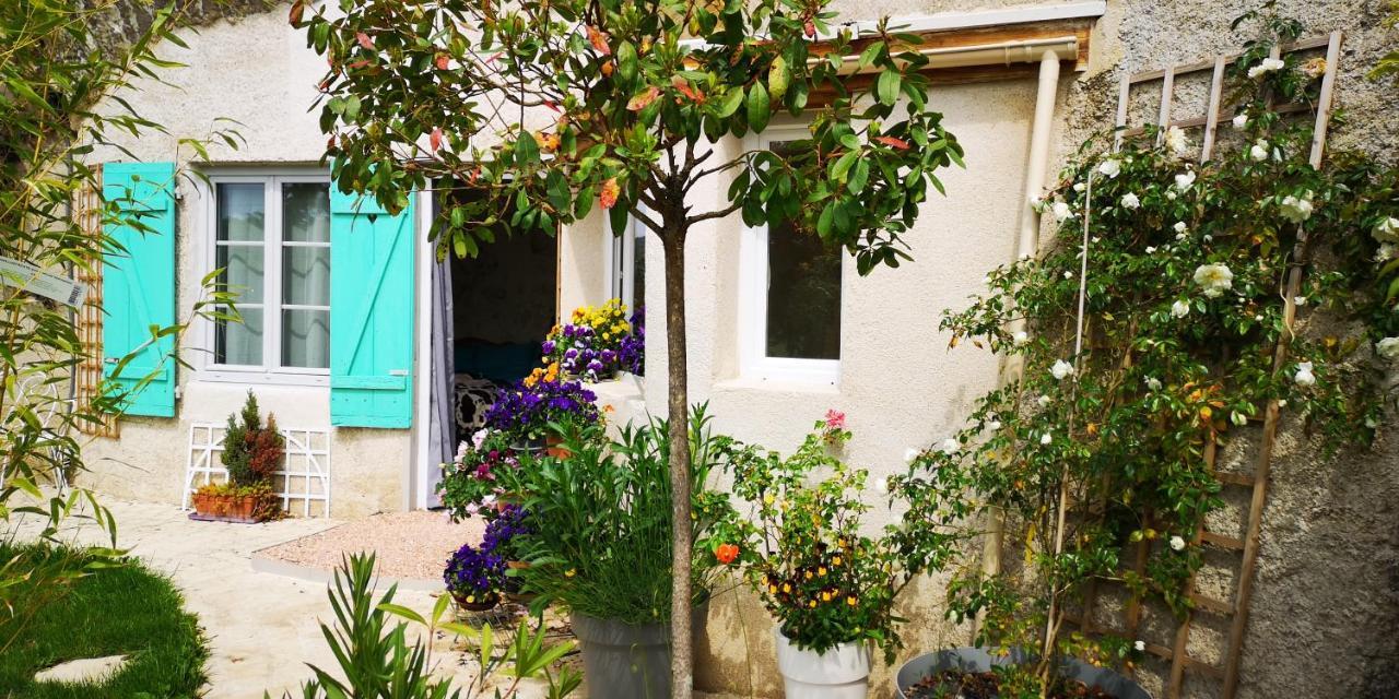 Caves Du Coteau 3 Bed & Breakfast Lunay Luaran gambar